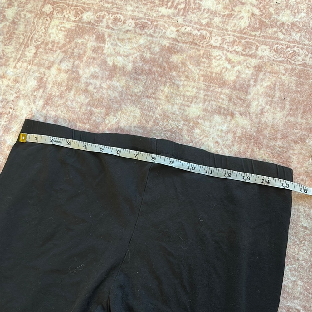 Women’s Black Leggings with Smiley Face Knee Graphic L - Picture 5 of 7